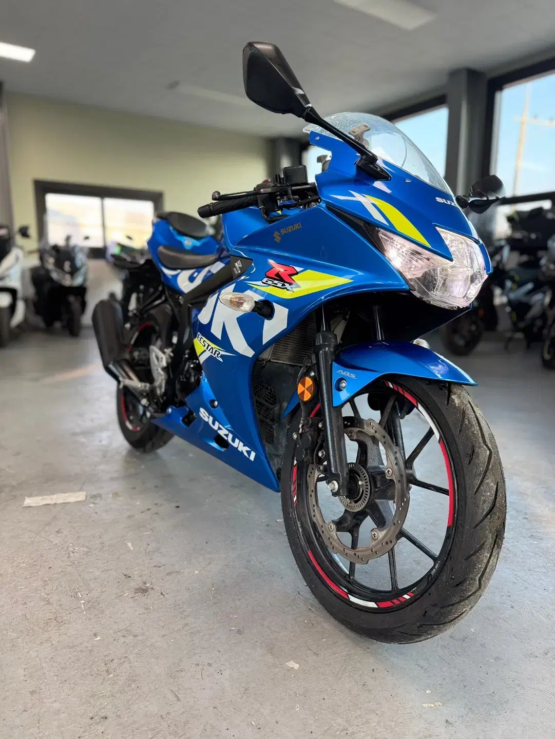 스즈키 GSX-R125 20년형 1만Km 블박차량 판매합니다.